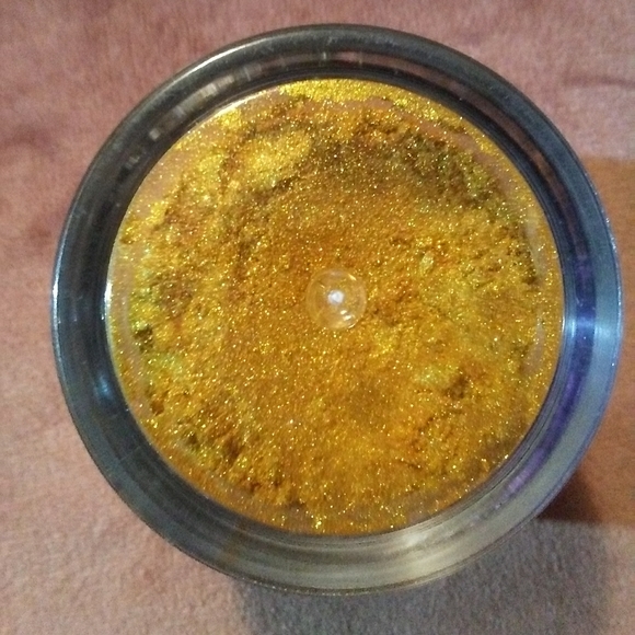 Gold Loose Eyeshadow Pigment Sparkle Cosmetic Grade Mica Powder Goldie Yellow - Picture 3 of 4